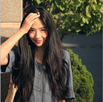 这样的中长披肩发型有点儿美