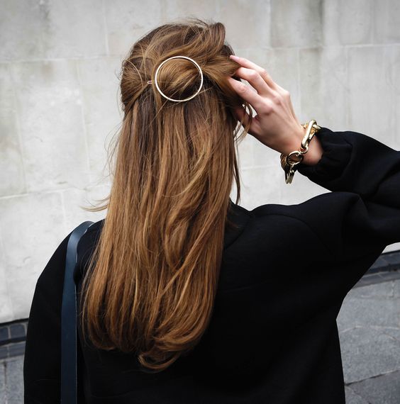 绝对不能错过的金属发饰 令你一秒变闪耀