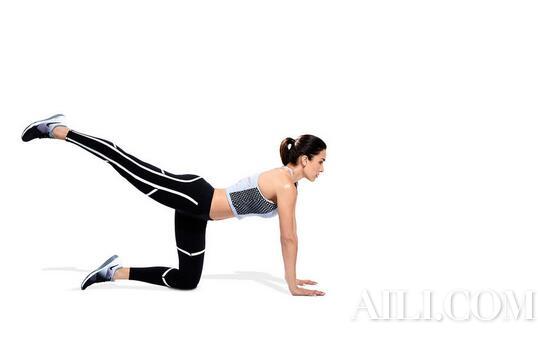 范冰冰过年瘦出了小蛮腰，你春节不止胖十斤吧！