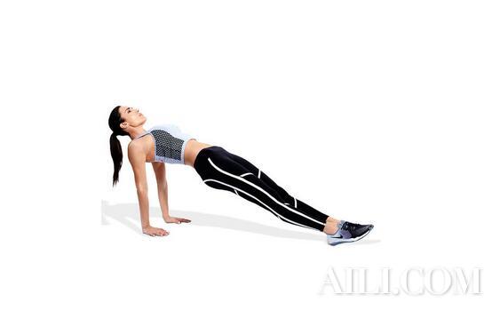 范冰冰过年瘦出了小蛮腰，你春节不止胖十斤吧！