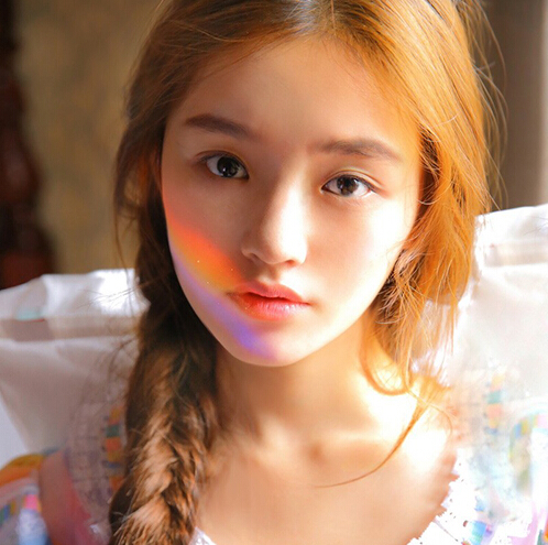 从沈梦辰到林允 女星都爱Angelababy同款侧编发