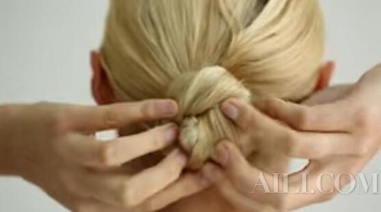 健身不能放纵形象 千万别错过拉风又实用的运动发型