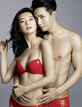 看看这些星座明星夫妻的"情色"艳照