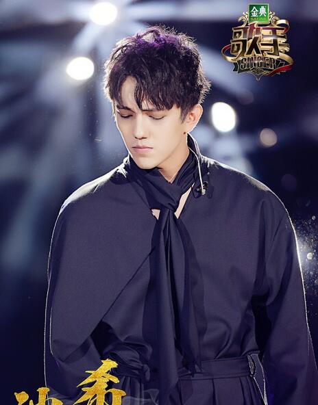 迪玛希海量美图洗洗眼 《歌手》进口小哥哥帅翻