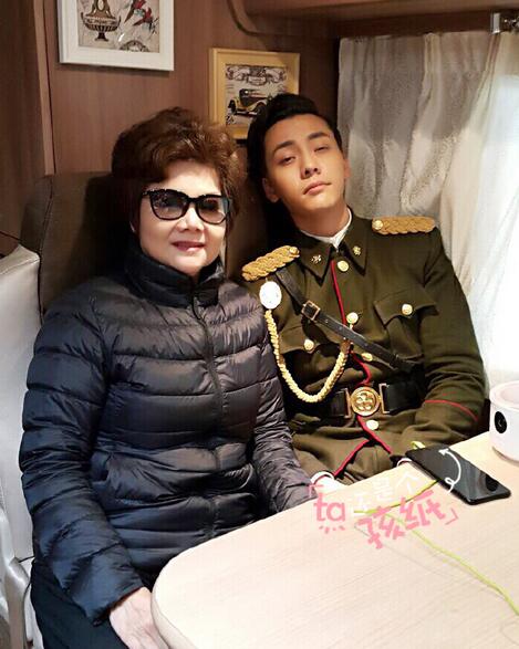 认婆婆啦！杨洋李易峰陈伟霆TFBOYS妈妈大盘点