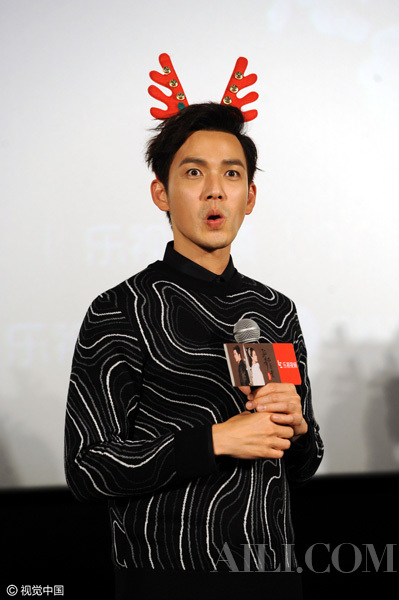 血槽已空！42岁钟汉良卖萌撒娇诠释逆生长