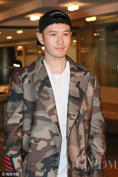 黄晓明憔悴不堪如大叔 照顾妻儿所致变相秀恩爱