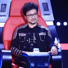 《新歌声》汪峰PK周杰伦 为学员晋级操碎心