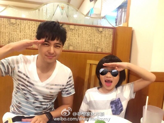 全家颜值复制粘贴 田亮陈浩民陆毅林志颖最服谁？