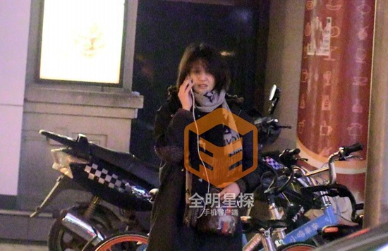 郑爽哭了原因有N种，为何非是与胡彦斌分手抑郁？
