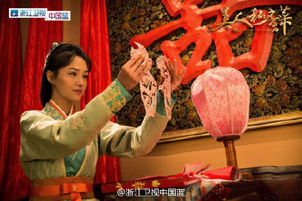 不要再吐槽郑爽变脸演技差了，《美人私房菜》毕竟是三年前的剧