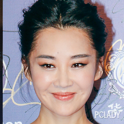 明星脸上那点事儿 袁立炮轰许晴假冻龄