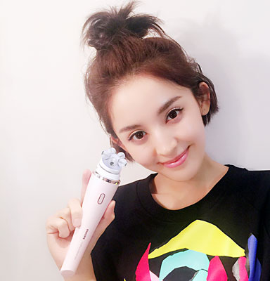 素颜超美的赵丽颖阿娇 全都赢在“水光肌”