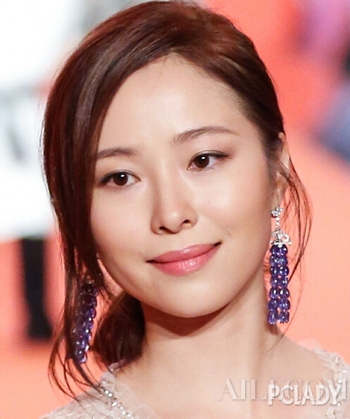 陈乔恩keep少女感全靠吃睾丸？还把江一燕给带坏了