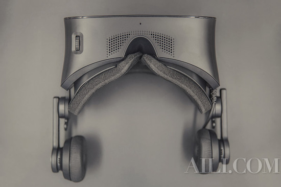 VR眼镜、一体机靠边站 3Glasses 蓝珀S1头盔试用