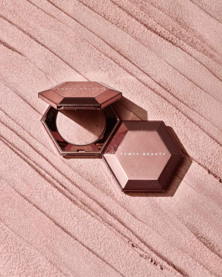 FENTY BEAUTY携手天猫小黑盒首发星钻炸弹全新色号引领高光玩妆新潮流