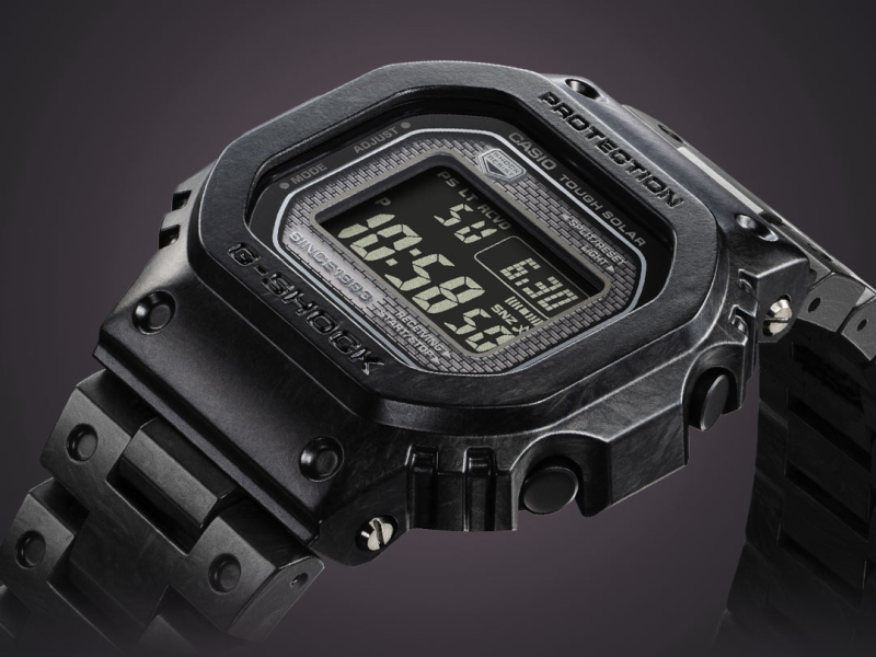 轻量进化，坚韧不改！G-SHOCK FULL CARBON以创新致敬初心