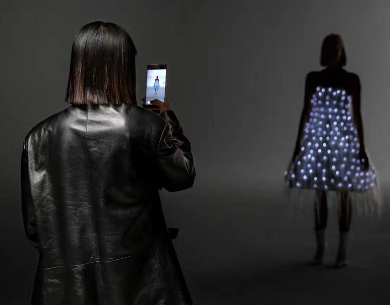 12銆丄NNAKIKI FOR HUAWEI 鈥淔ashion Flair鈥漟abuhuaxu.jpg