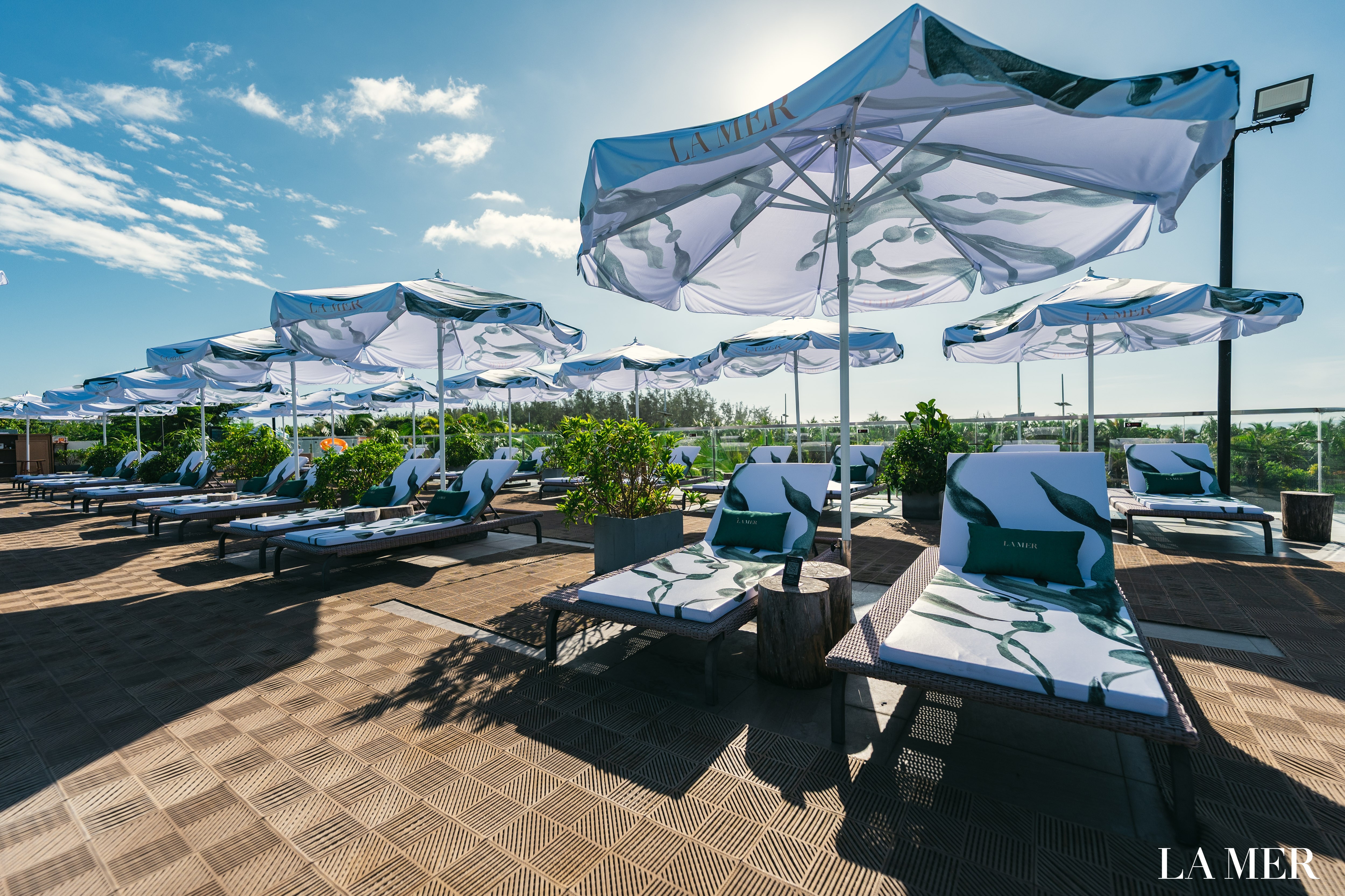 5. Sunshine Yi Hotel Poolside Takeover.JPG